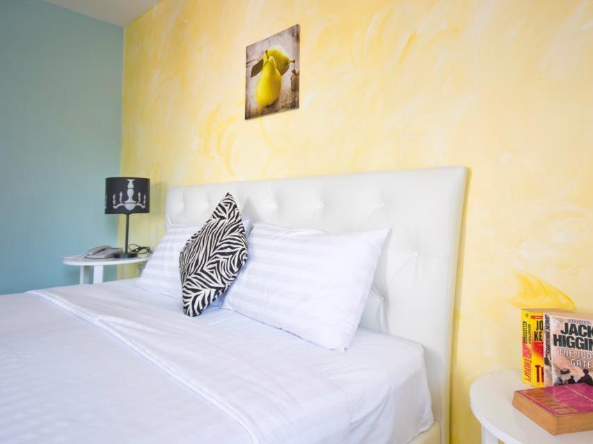 Oyo 345 The Click Guesthouse At Chalong Phuket Exterior foto